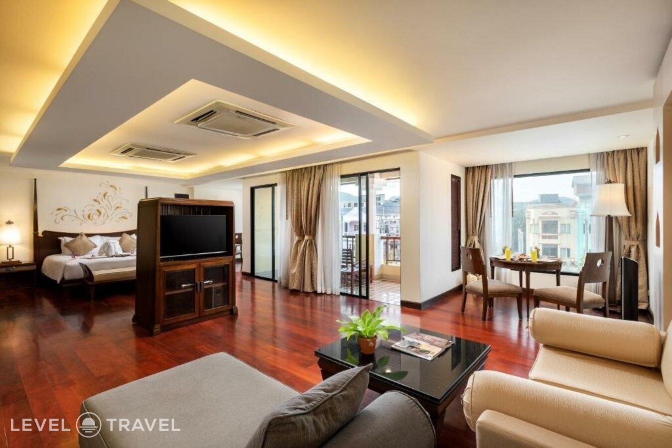 фотографии номера Представительский люкс с видом на город отеля Patong Paragon Resort & Spa в Таиланд(Патонг Бич) - фото №2