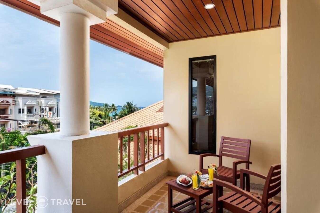 фотографии номера Представительский люкс с видом на город отеля Patong Paragon Resort & Spa в Таиланд(Патонг Бич) - фото №6