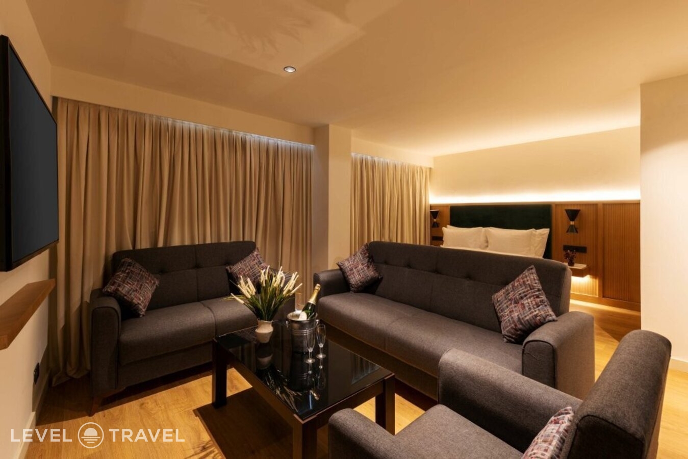 фотографии номера Люкс с видом на город отеля Business Hotel Casablanca в Марокко(Касабланка) - фото №4