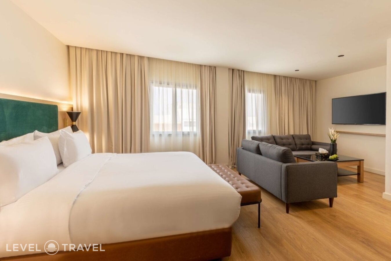 фотографии номера Люкс с видом на город отеля Business Hotel Casablanca в Марокко(Касабланка) - фото №1