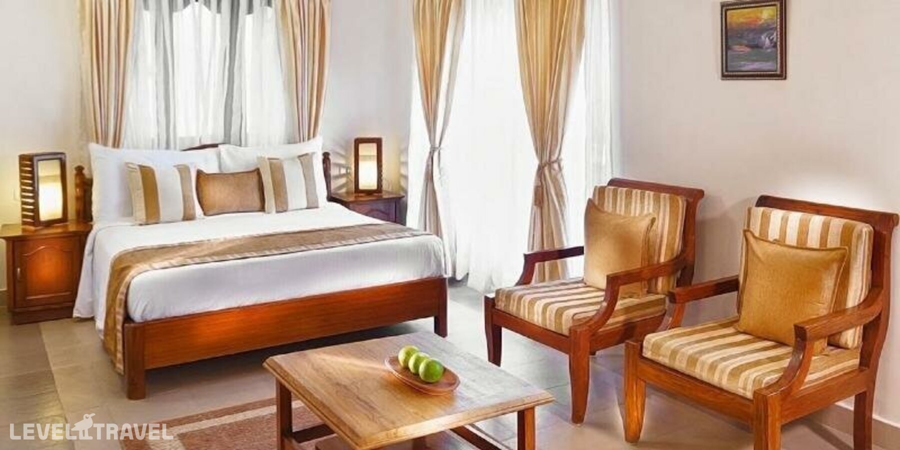 фотографии номера Семейный с балконом отеля Goa Villagio Resort (Ex. Sterling Villagio Inn Hotel) в Индия(Беталбатим) - фото №2