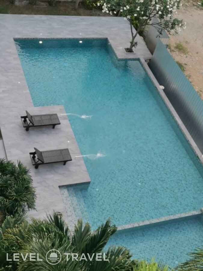 фотографии номера Делюкс с видом на бассейн отеля The Zen Hotel Pattaya (Ex. Lee Garden Resort) в Таиланд(Наклуа) - фото №2
