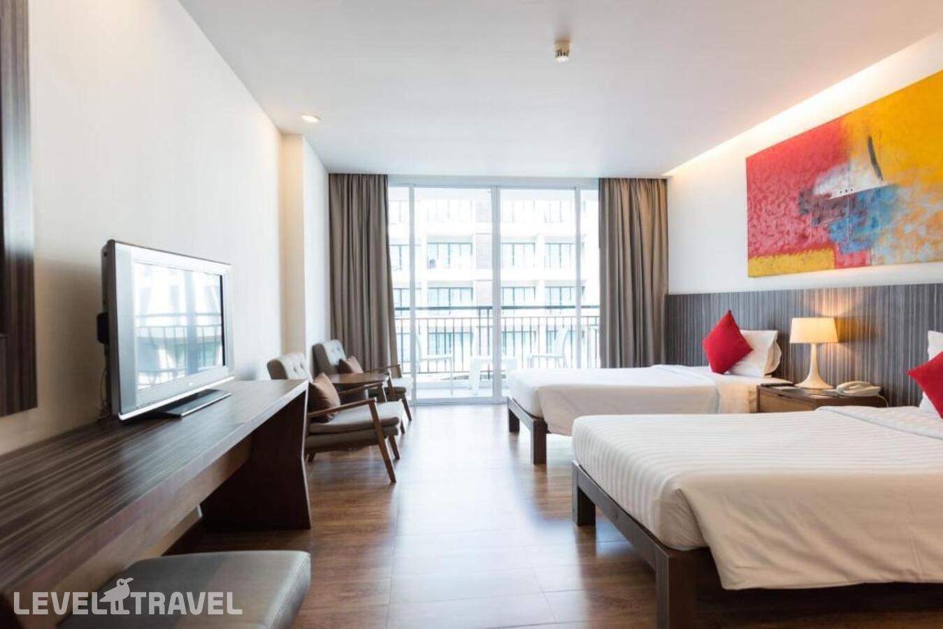 фотографии номера Делюкс с видом на город (две односпальные кровати) отеля Hotel J Pattaya в Таиланд(Центральная Паттайя) - фото №7