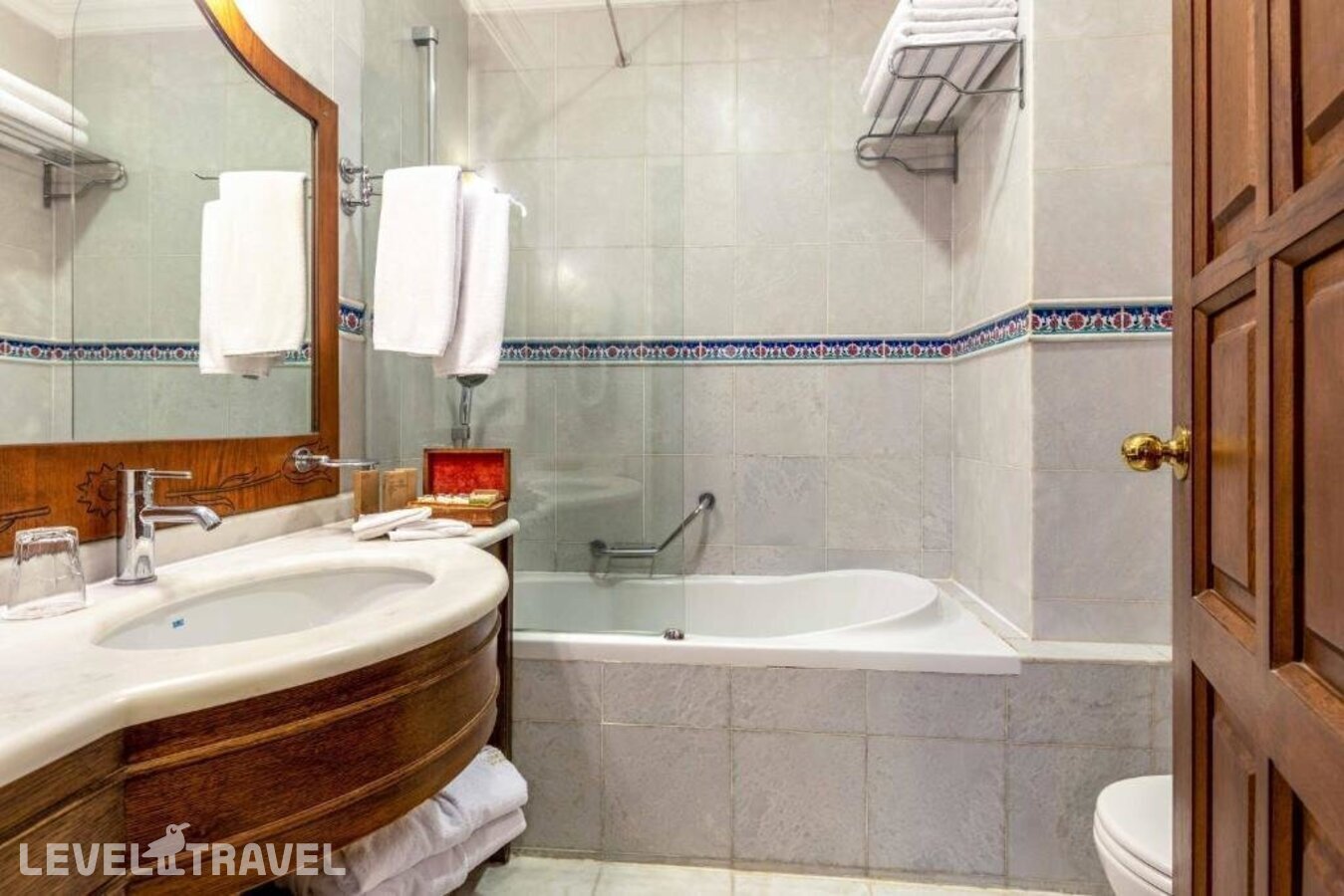 фотографии номера Делюкс (две односпальные кровати) отеля Sultanhan Hotel в Турция(Фатих) - фото №7