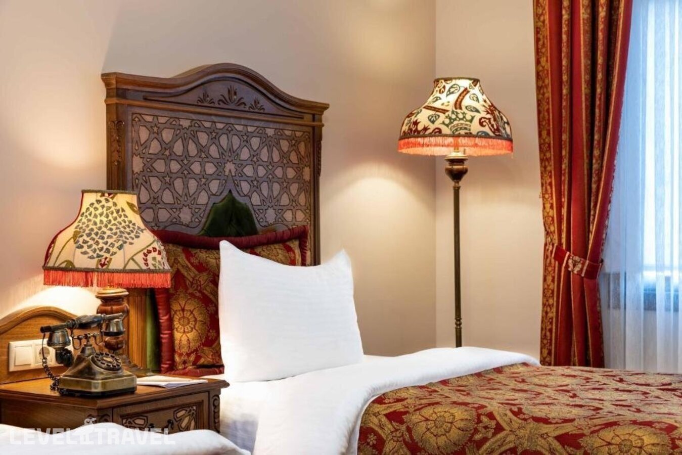фотографии номера Делюкс (две односпальные кровати) отеля Sultanhan Hotel в Турция(Фатих) - фото №4