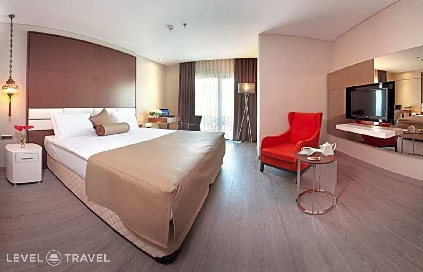 фотографии номера Улучшенный с видом на город отеля Dora Hotel Istanbul в Турция(Шишли) - фото №6