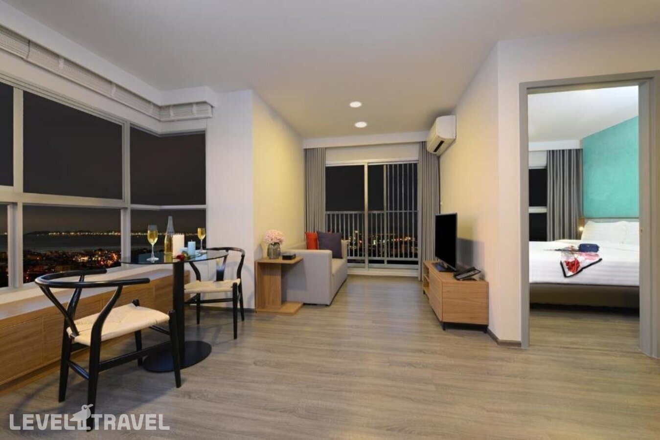 фотографии номера Гранд Делюкс отеля Centre Point Hotel Pattaya в Таиланд(Наклуа) - фото №9