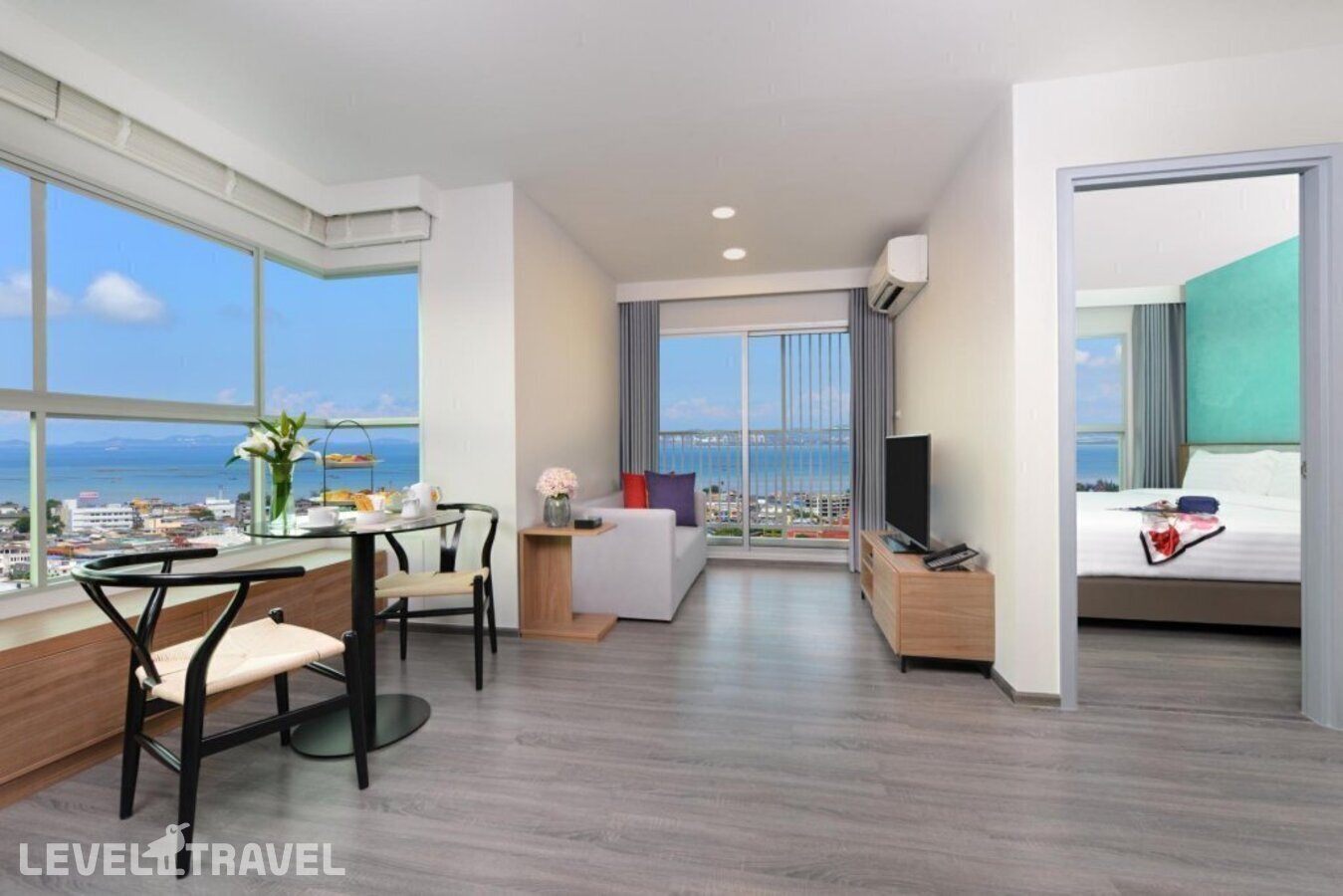 фотографии номера Гранд Делюкс отеля Centre Point Hotel Pattaya в Таиланд(Наклуа) - фото №3