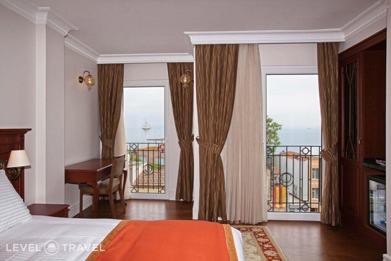 фотографии номера Делюкс с видом на море (две односпальные кровати) отеля Aren Suites Hotel в Турция(Фатих) - фото №1