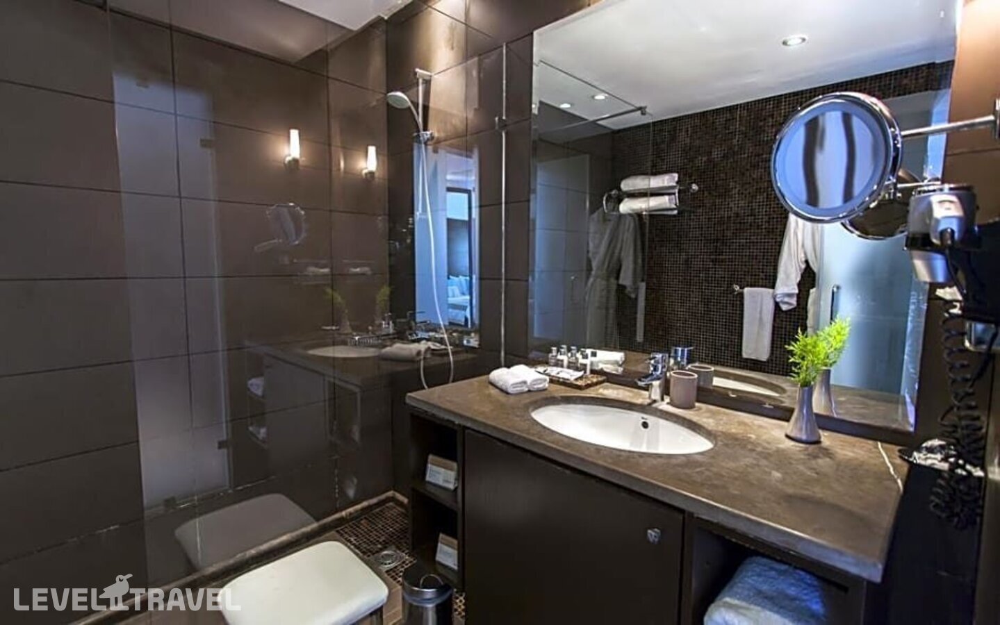 фотографии номера Делюкс с видом на море (две односпальные кровати) отеля Movenpick Gammarth в Тунис(Гаммарт) - фото №1