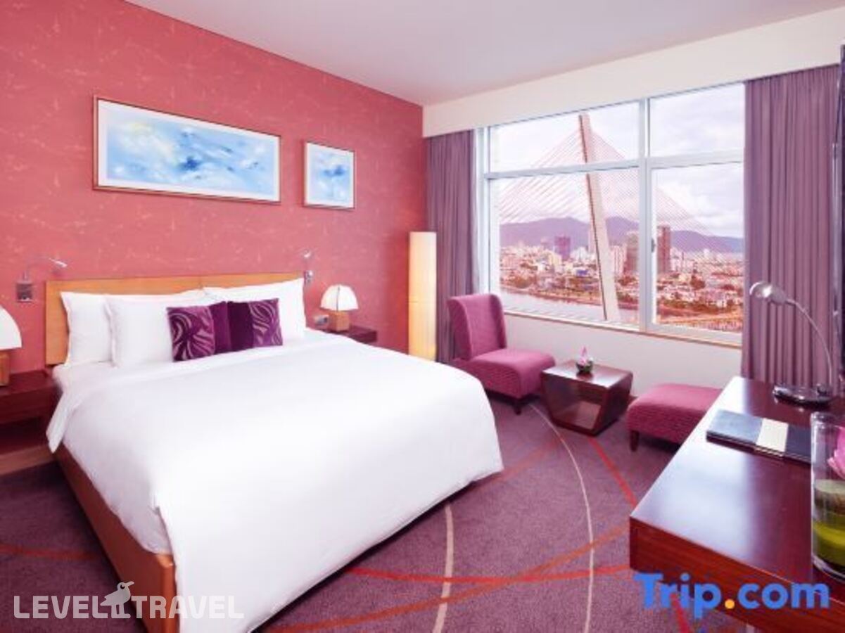 фотографии номера Делюкс с видом на реку отеля Grand Mercure Danang Hotel в Вьетнам(Дананг) - фото №1