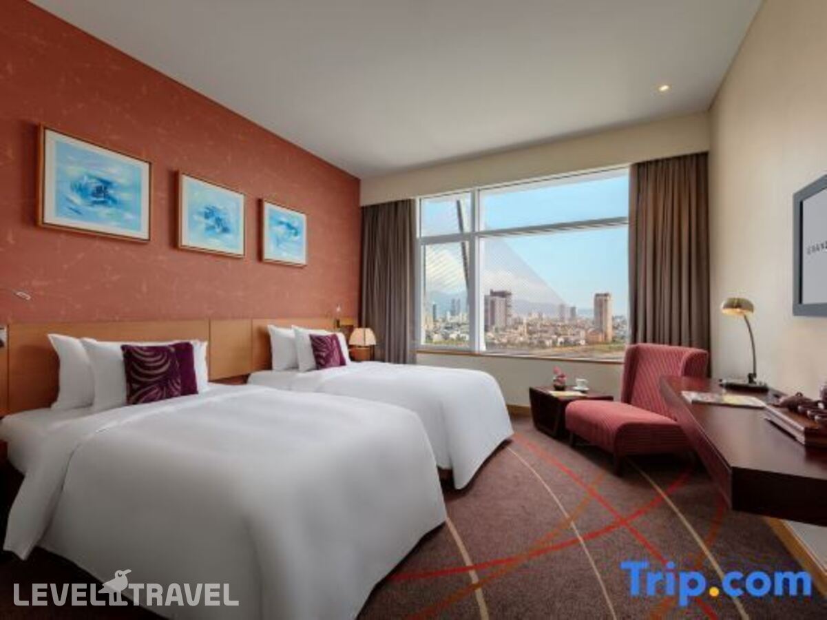 фотографии номера Делюкс с видом на реку отеля Grand Mercure Danang Hotel в Вьетнам(Дананг) - фото №2