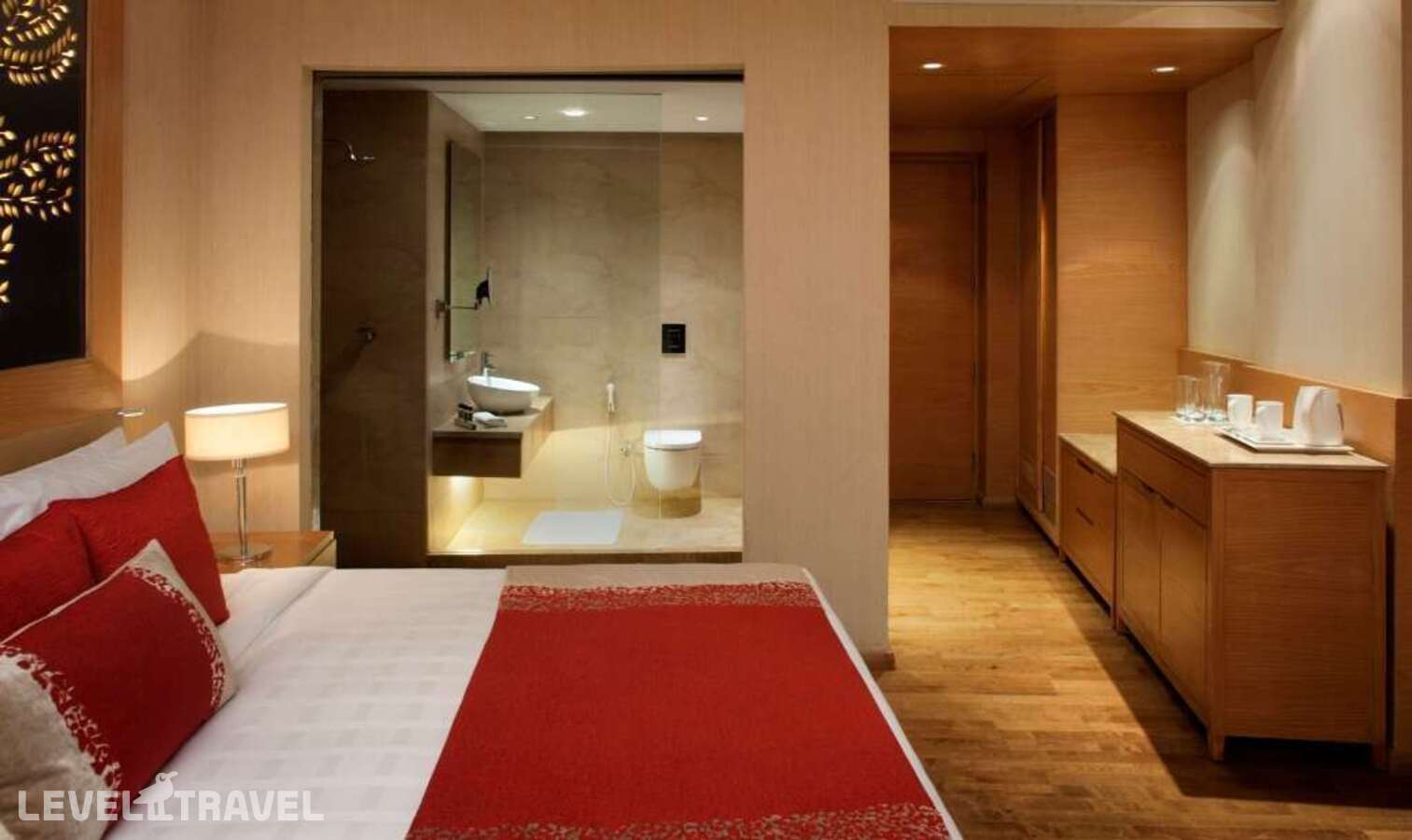 фотографии номера Улучшенный (две односпальные кровати) отеля Radisson Blu Hotel New Delhi Dwarka в Индия(Нью-Дели) - фото №4