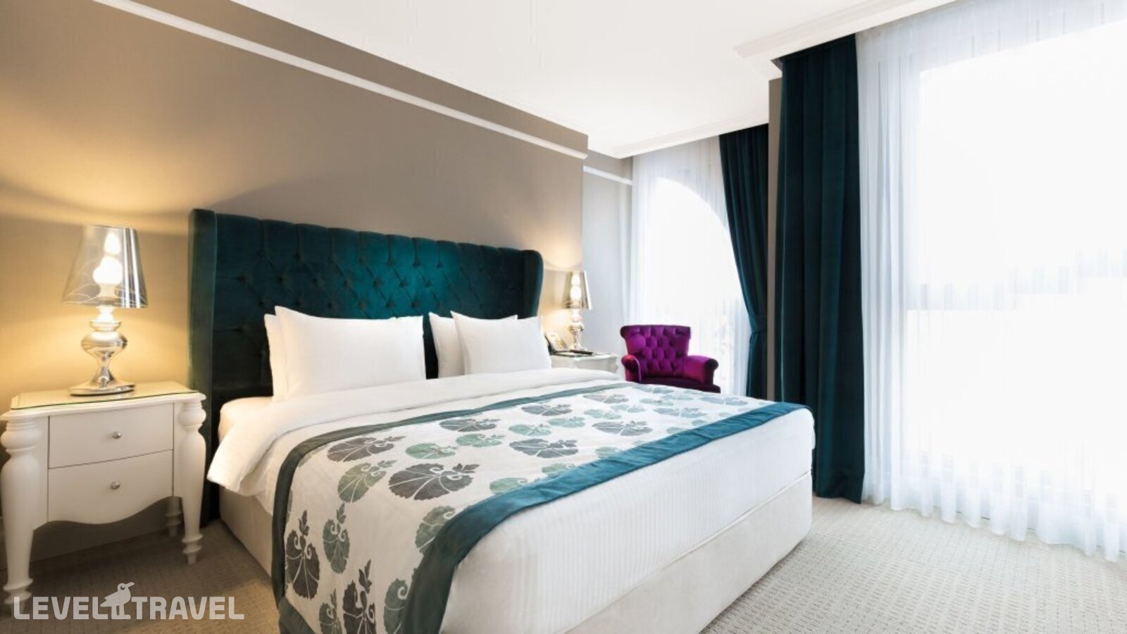 фотографии номера Одноместный с видом на город отеля Metropolitan Hotel Taksim в Турция(Бейоглу) - фото №1
