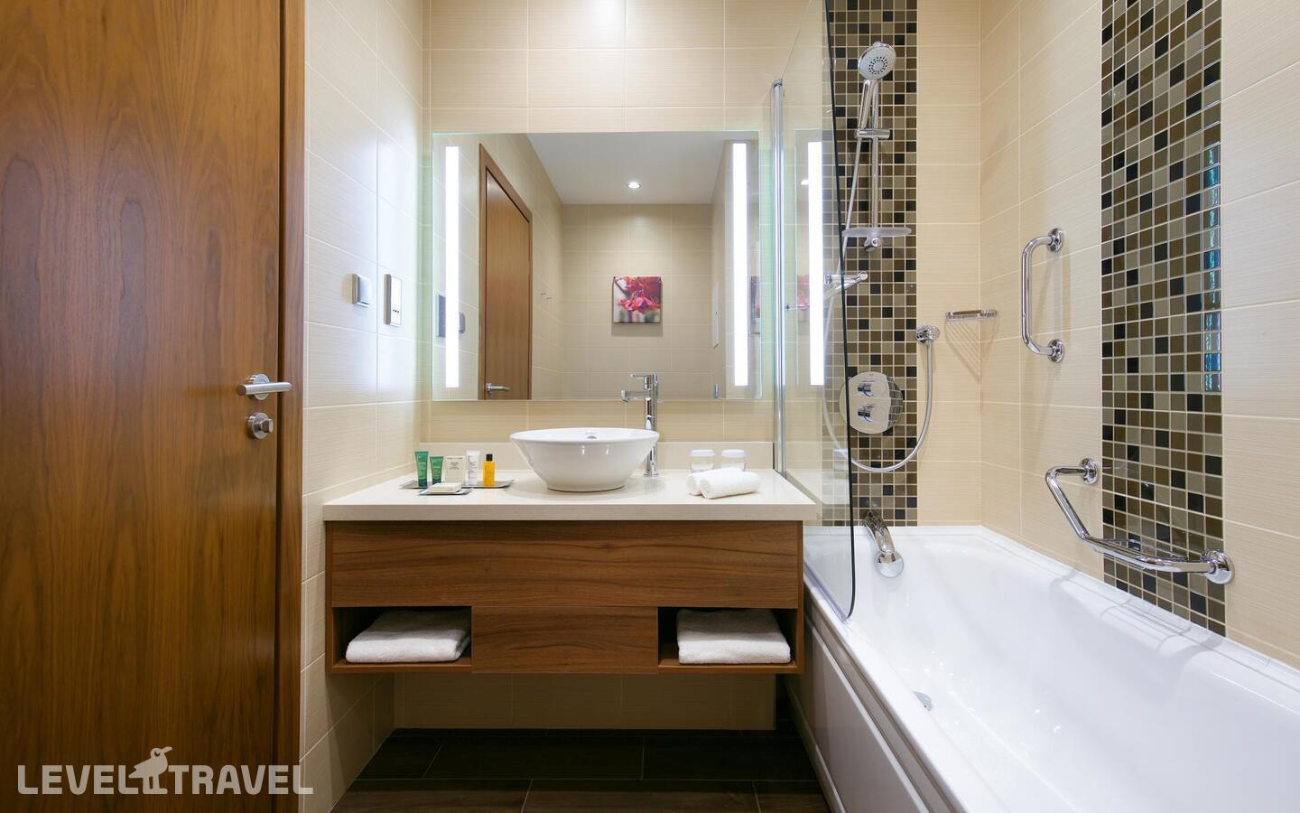 фотографии номера Номер Комфорт отеля Hilton Garden Inn Volgograd в Россия(Волгоград) - фото №7