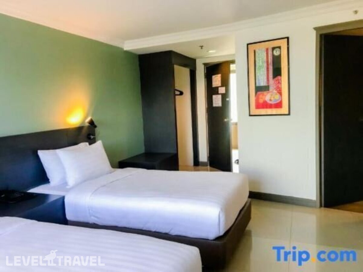 фотографии номера Стандартный с видом на город отеля I Pavilion Phuket Hotel в Таиланд(город Пхукет) - фото №6