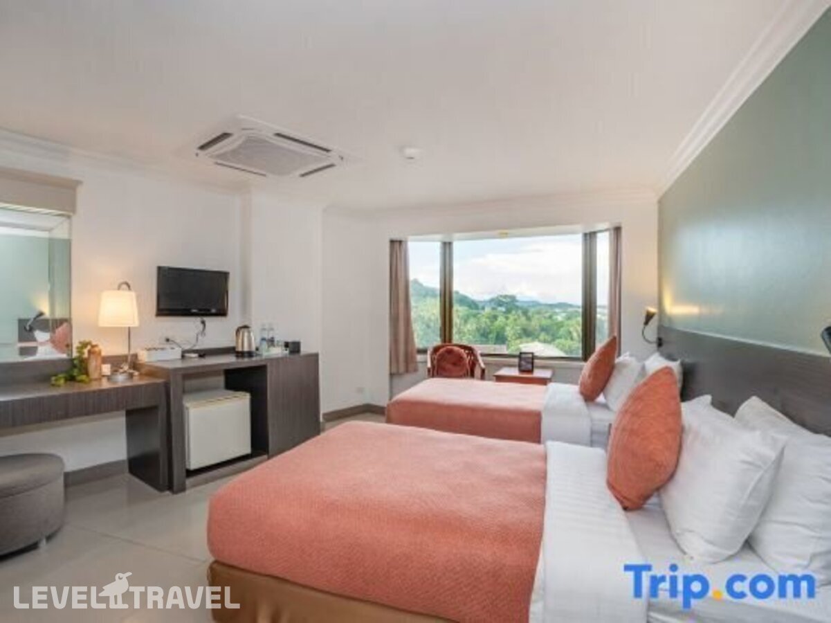 фотографии номера Стандартный с видом на город отеля I Pavilion Phuket Hotel в Таиланд(город Пхукет) - фото №7