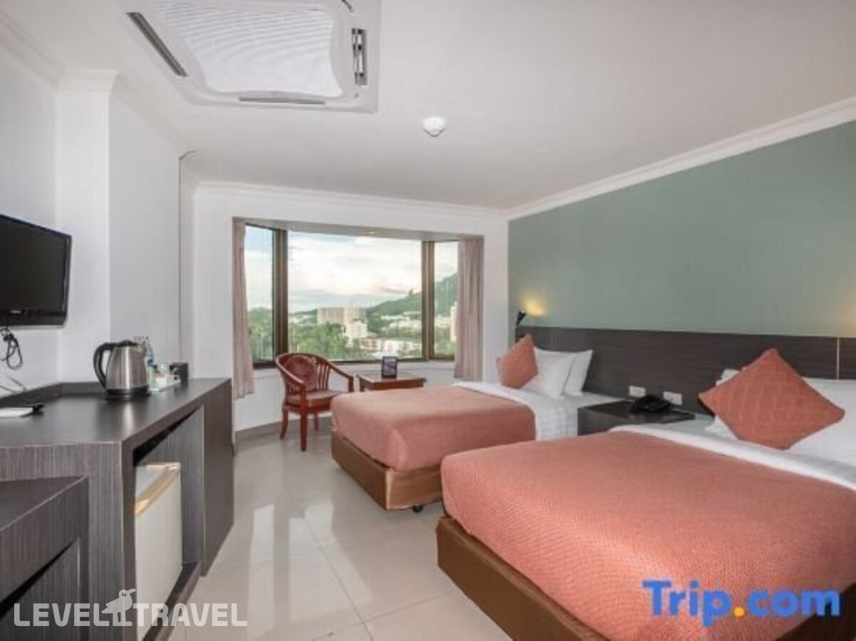 фотографии номера Стандартный с видом на город отеля I Pavilion Phuket Hotel в Таиланд(город Пхукет) - фото №2